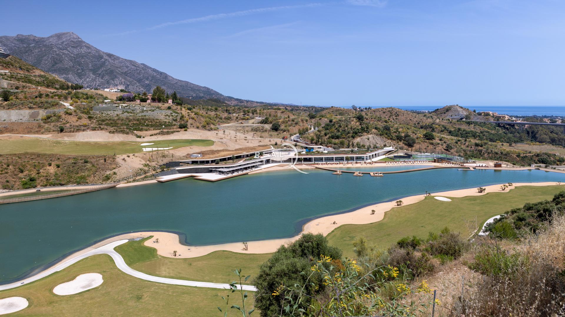 El Lago Club, Sports and Wellness