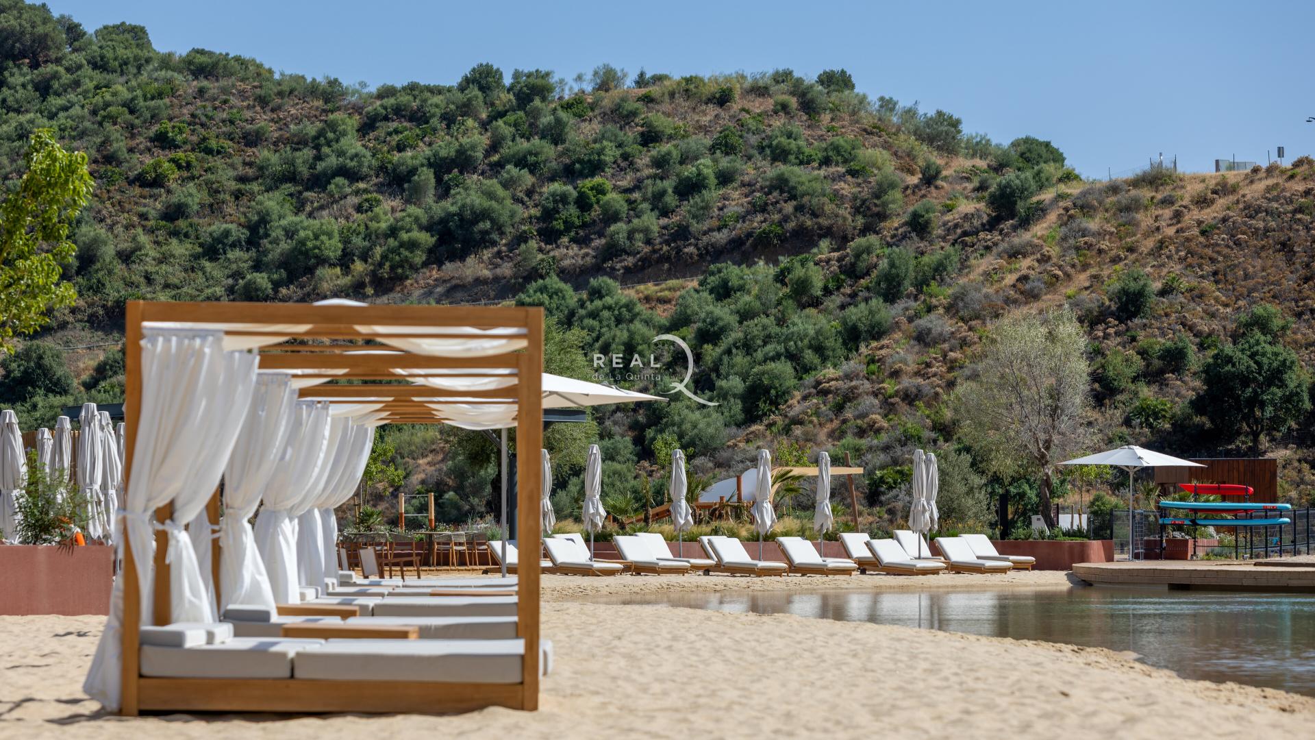 Beach - El Lago Club