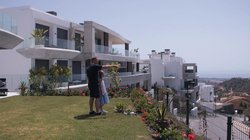 Preview image for the video "Anthony Martin and Quercus at Real de La Quinta: Testimonial".