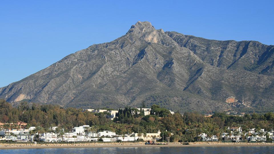 Marbella's Emblematic La Concha Mountain