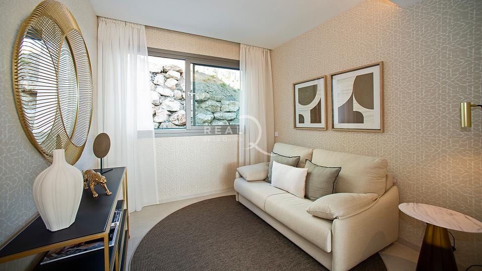 bedroom with mirror
