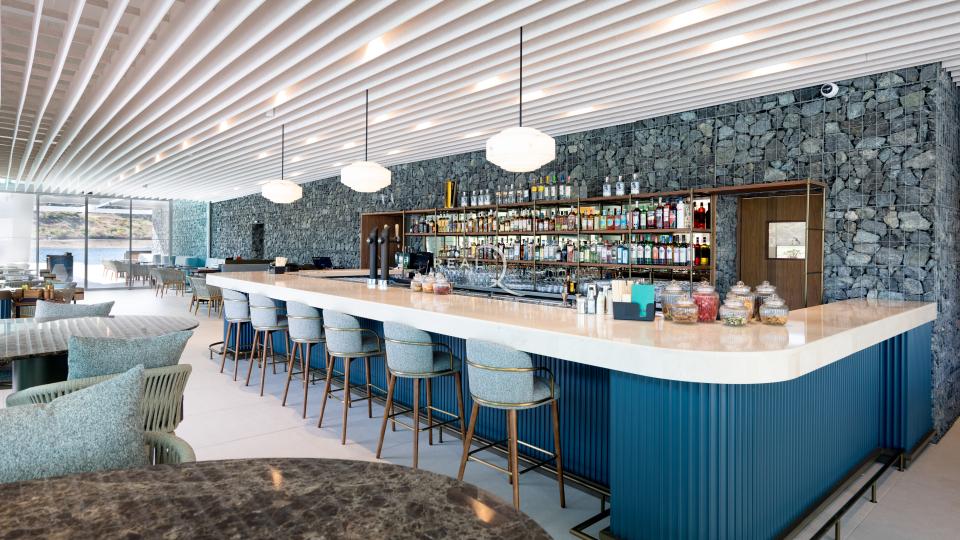 Restaurant - El Lago Club