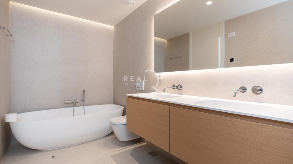 bathroom ensuite